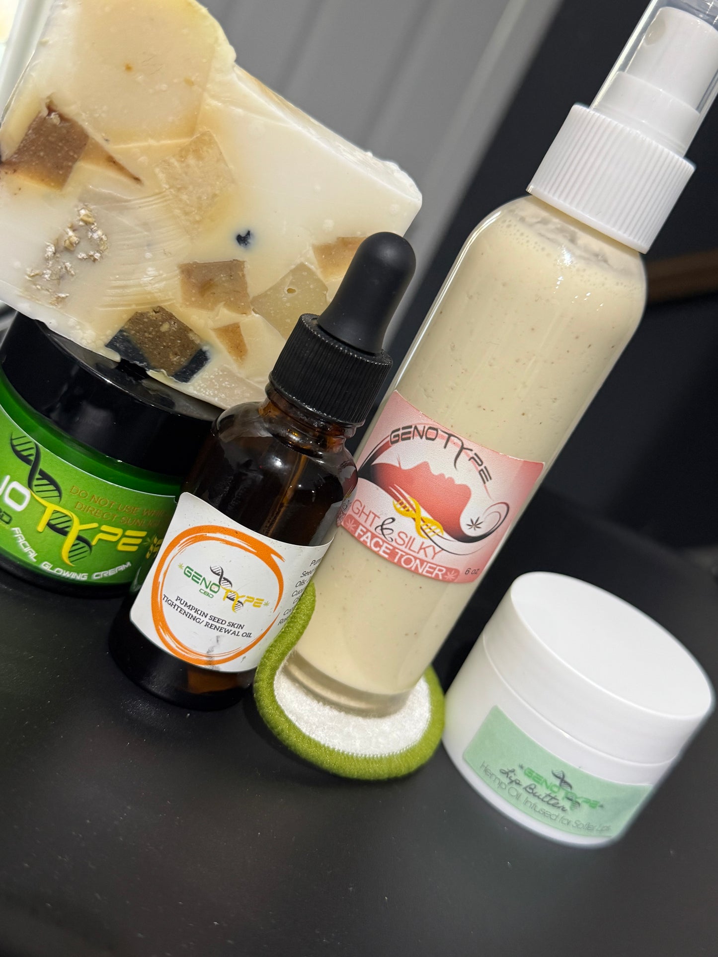 BLACK FRIDAY BUNDLE INCLUDES LIP BRIGHTER